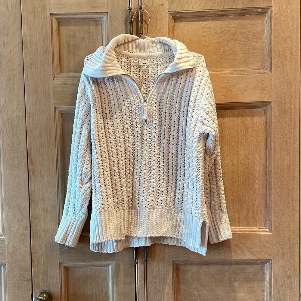NWOT Aerie Cozy Cream Sweater, Size S